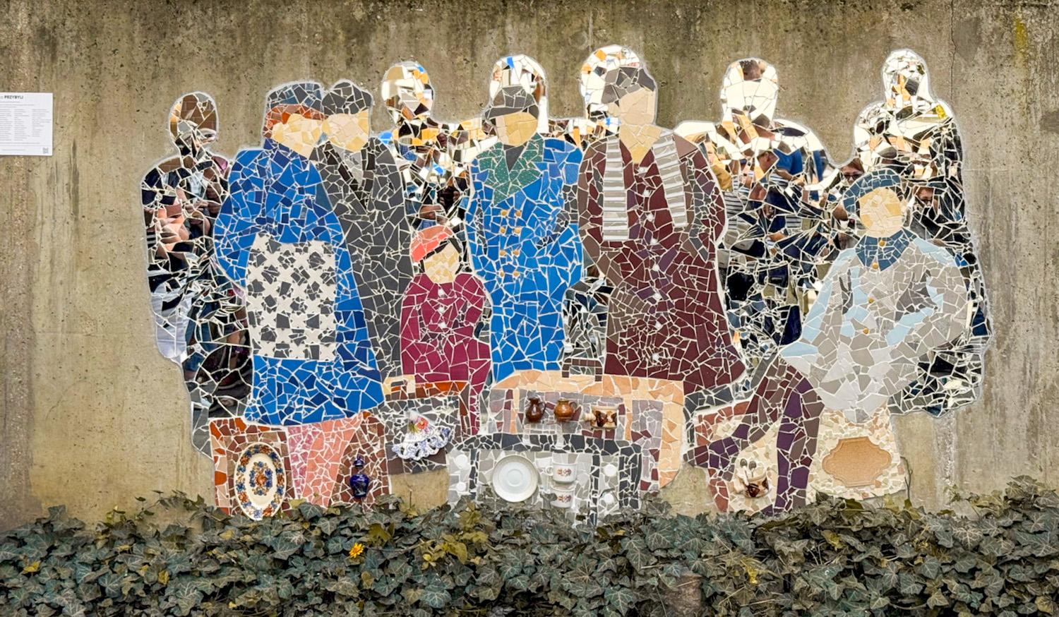 „Przybyli” – nowa mozaika opowiada historię szczecińskich repatriantów