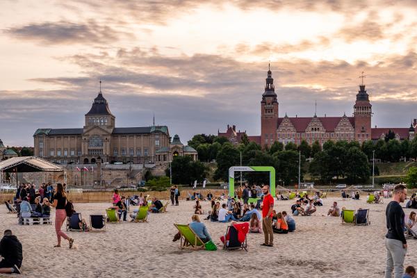 Plaża na Wyspie Grodzkiej w Szczecinie