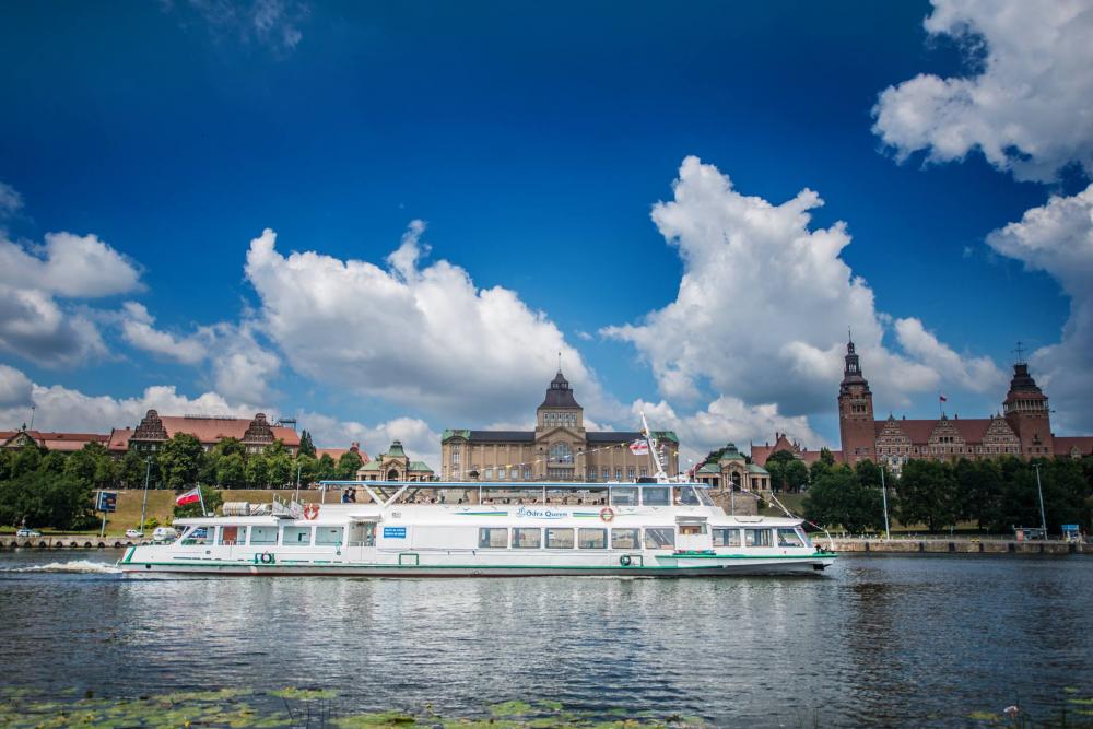 Odra Queen i Penne Queen w Szczecinie